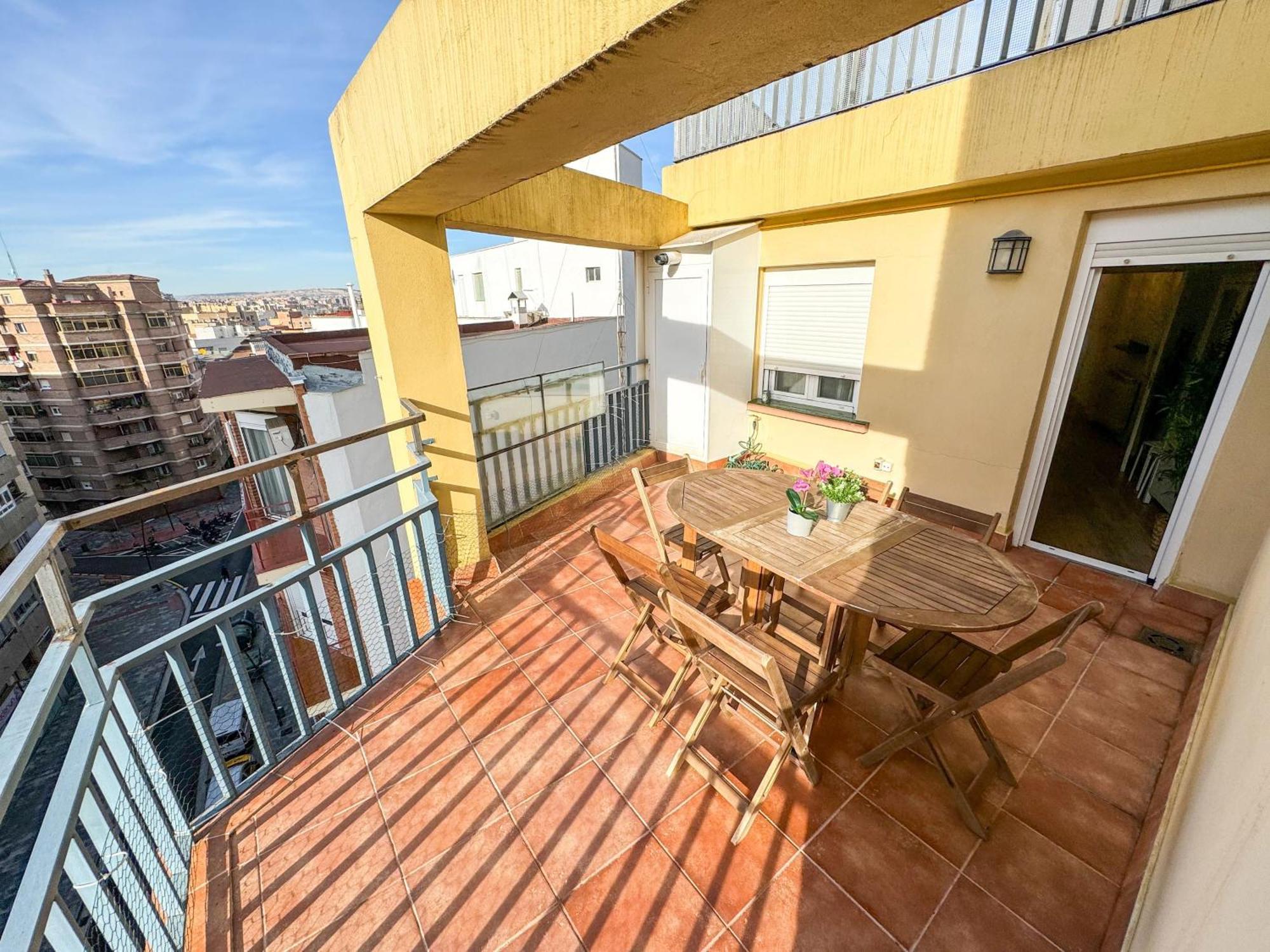 El Puente Del Pilar Comotucasa Zaragoza Dış mekan fotoğraf